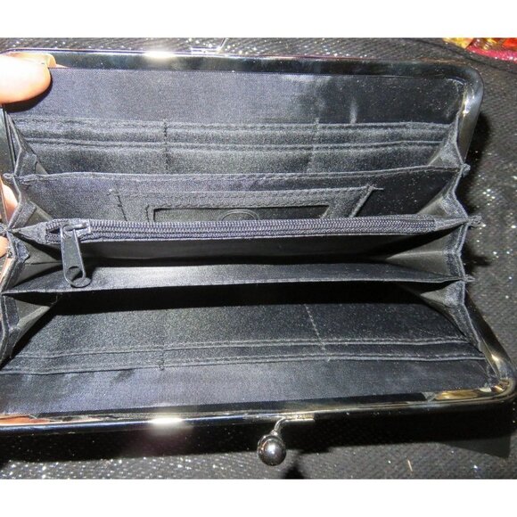 New Directions Black Croc Embossed Kisslock Flap Clutch Continental Long Wallet - Picture 6 of 11